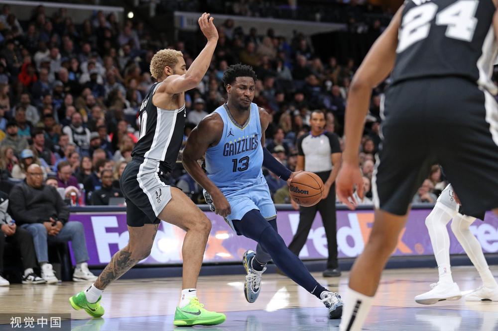 屡创佳绩 屡创佳绩